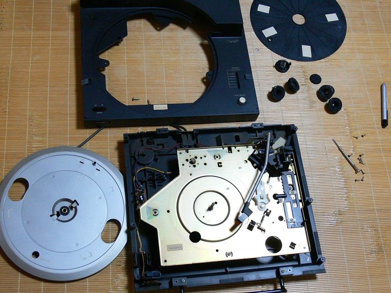 ラジカセ修理夜話 ナショナル RS-4400 写真集 : 私の青空