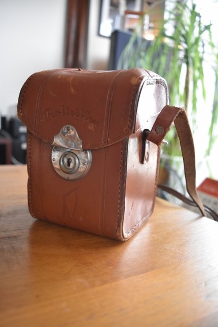 ローライフレックス・スタンダード : 燃えるゴミは明日