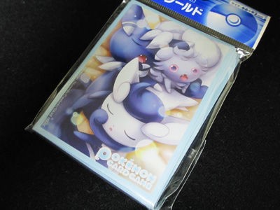 ポケモンカード デッキシールド「ニャスパー・ニャオニクス」をご紹介