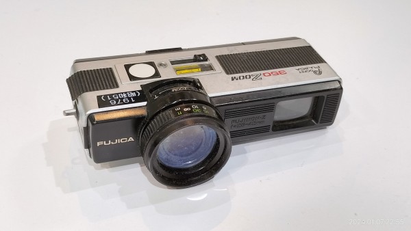 1976/昭和51/FUJIFILM/Pocket Fujica 350 ZOOM/光学1.7倍/110カメラ