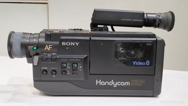 1987/昭和62/SONY/CCD-V50/Handycam/ハンディカム/8ミリビデオ
