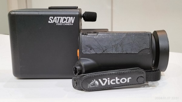 1982/昭和57/Victor/GZ-S3/COLOR VIDEO CAMER/SATICON/グッドデザイン