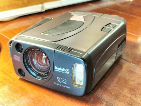 1997/平成9/Kodak/DC120 ZOOM/動態保存機/コンパクトフラッシュ