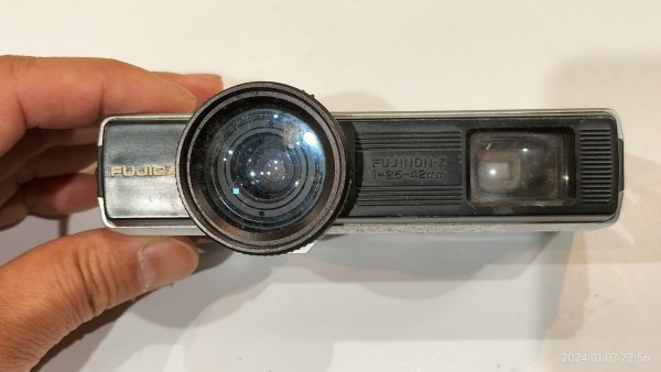 1976/昭和51/FUJIFILM/Pocket Fujica 350 ZOOM/光学1.7倍/110カメラ