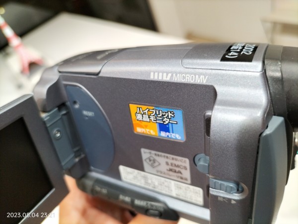 2002/平成14/SONY/DCR-IP55/Handycam IP/MICRO MV/スライド式