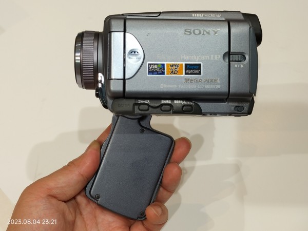 2002/平成14/SONY/DCR-IP55/Handycam IP/MICRO MV/スライド式