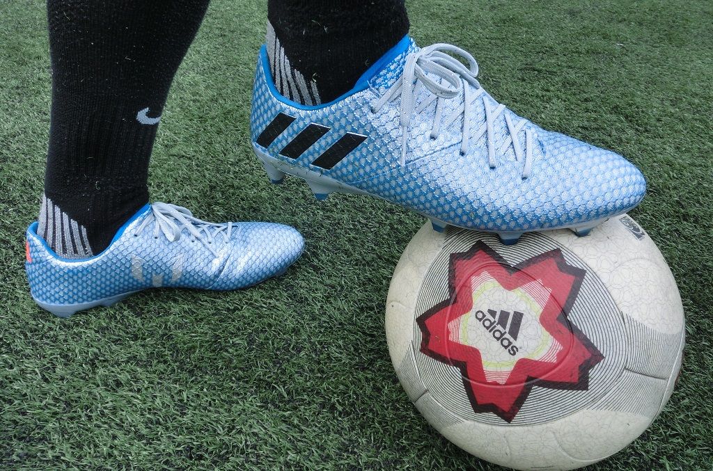 比較】 メッシ16.1 vs. メッシ16+ピュアアジリティ FG/AG : Kohei's