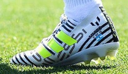 メッシが履いているネメシス17.1FG/AGは特別仕様！ : Kohei's BLOG