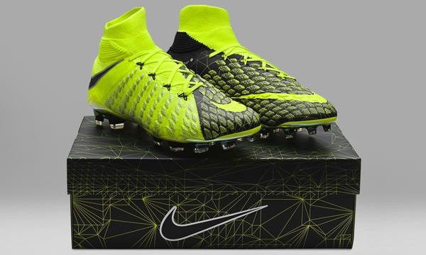 限定】 ハイパーヴェノムファントム3FG × FIFA18 (EA SPORTS) 正式公開