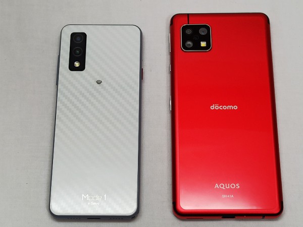 超細長い5インチ液晶で小型で持ちやすいミドルレンジスマホ「P-UP