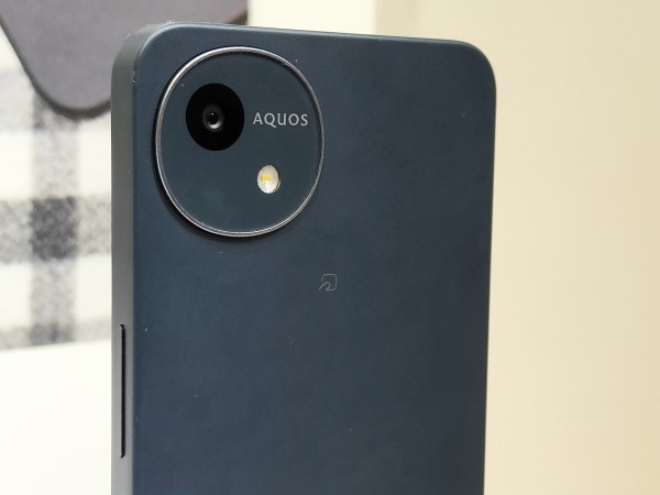 KDDI、法人向けエントリースマホ「AQUOS wish4 SHG13」にAndroid 15へ