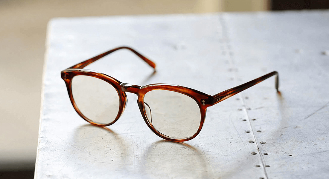 ジョン・レノンが愛用した伝説の眼鏡「メイフェア」が白山眼鏡店から