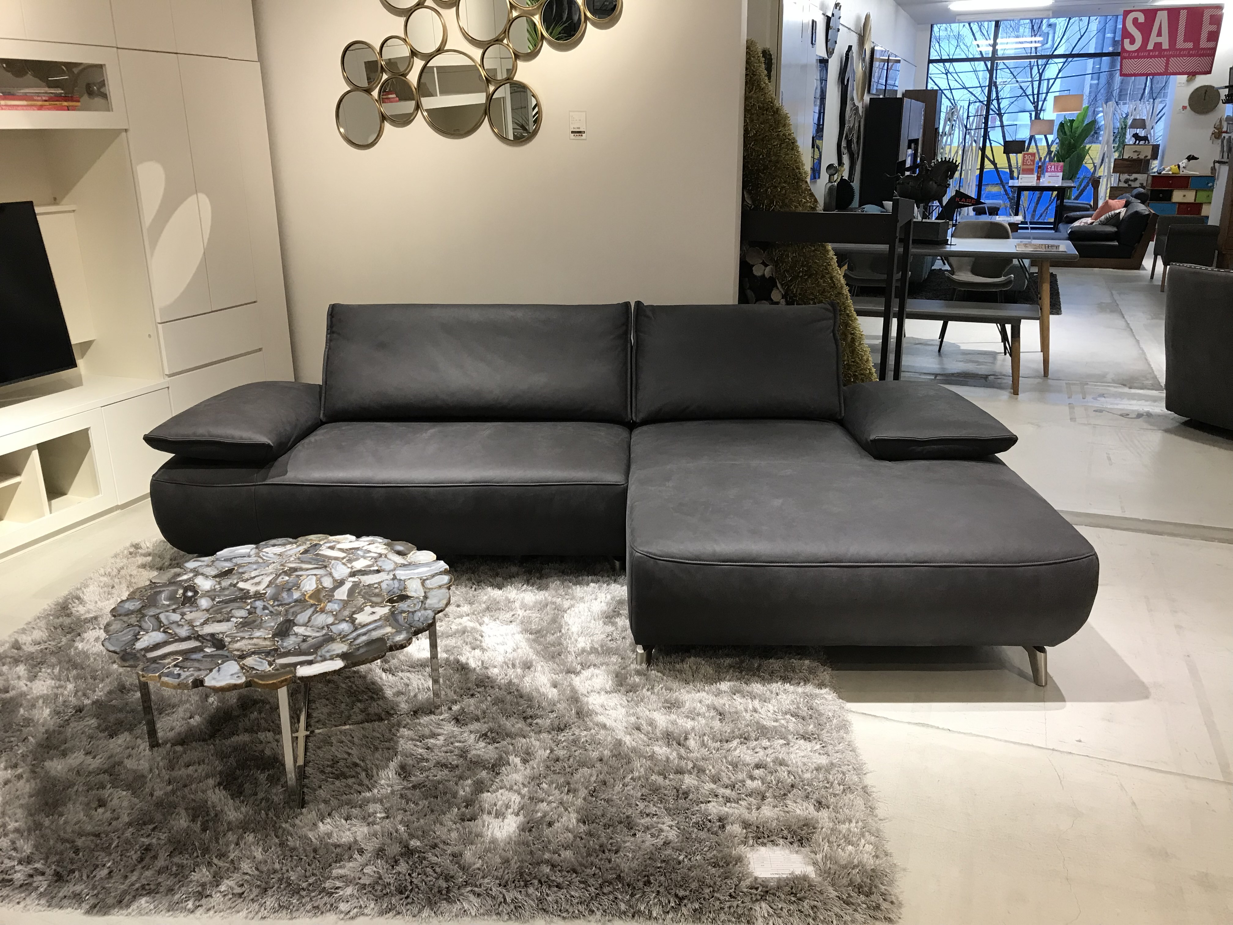 ドイツ製のお洒落な多機能ソファのご紹介！ ｜ リビングハウス企業