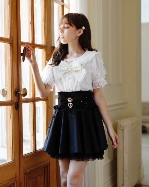 メニーリボンサーキュラースカート ｜ LIZ LISA（リズリサ）公式通販