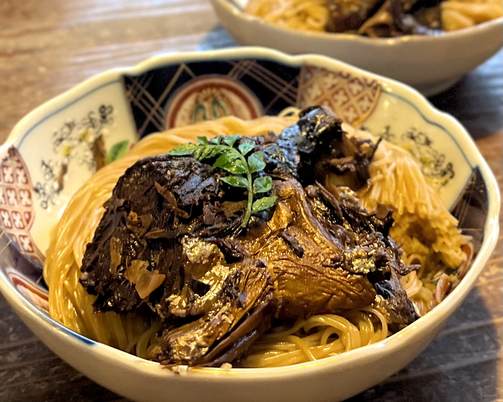 あの元総理も訪れた？長浜名物の”焼き鯖そうめん”が食べられるお店『翼