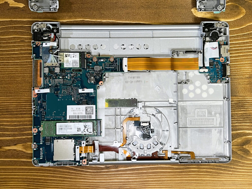 中古Panasonic Let's note「CF-SZ6」の“内臓SSD換装”と“Windows11が