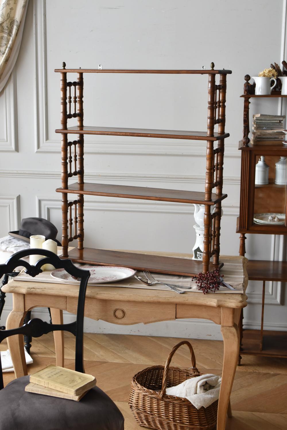 4段ウォールシェルフ.15 フランスアンティーク家具 壁掛け棚 ディスプレイ