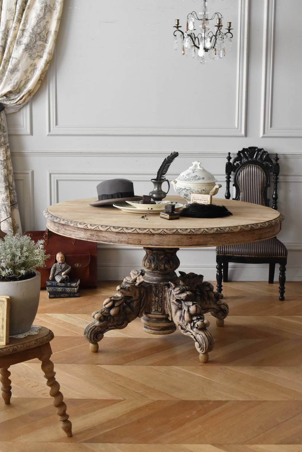 アンティークラウンドテーブル.5 フランスアンティーク家具 剥離オーク
