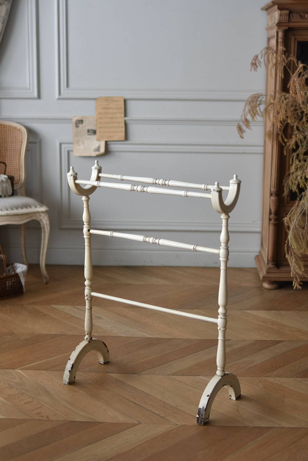 フランスアンティーク家具 タオルハンガーラック.2 フレンチシャビー
