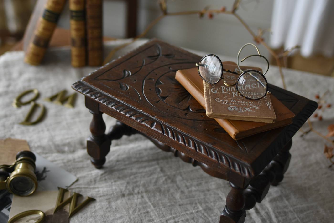 ディスプレイスタンド.23 フランス アンティーク 台座 花台