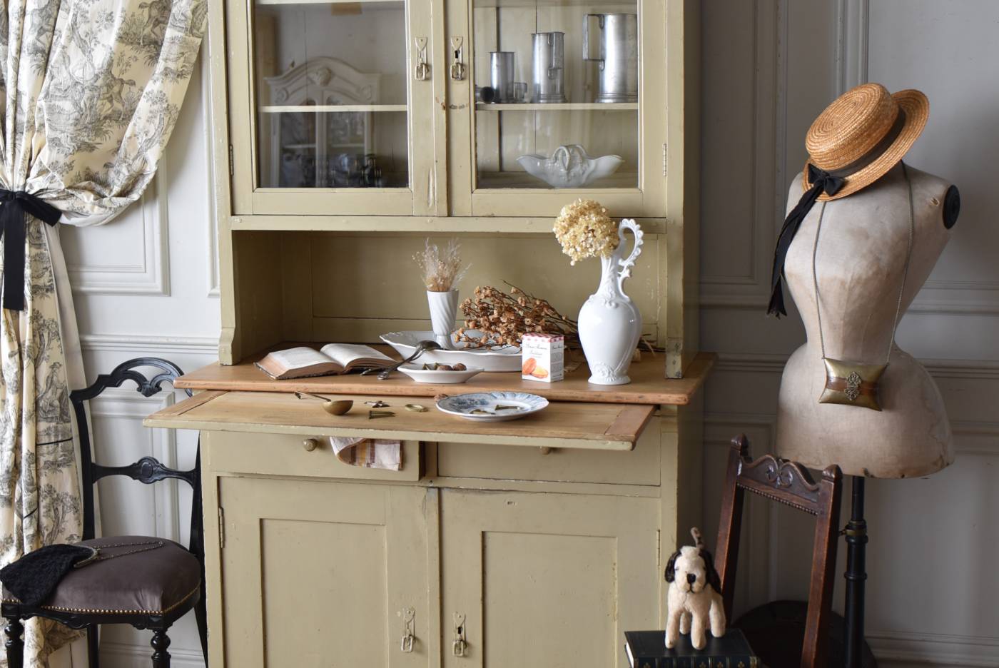 アンティークカップボード.2 フランスアンティーク家具 食器棚