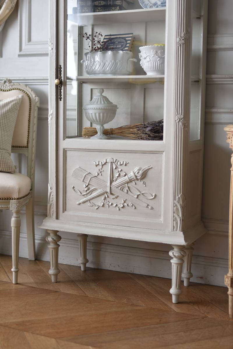 アンティーク3面ガラスキャビネット.10 フランスアンティーク家具