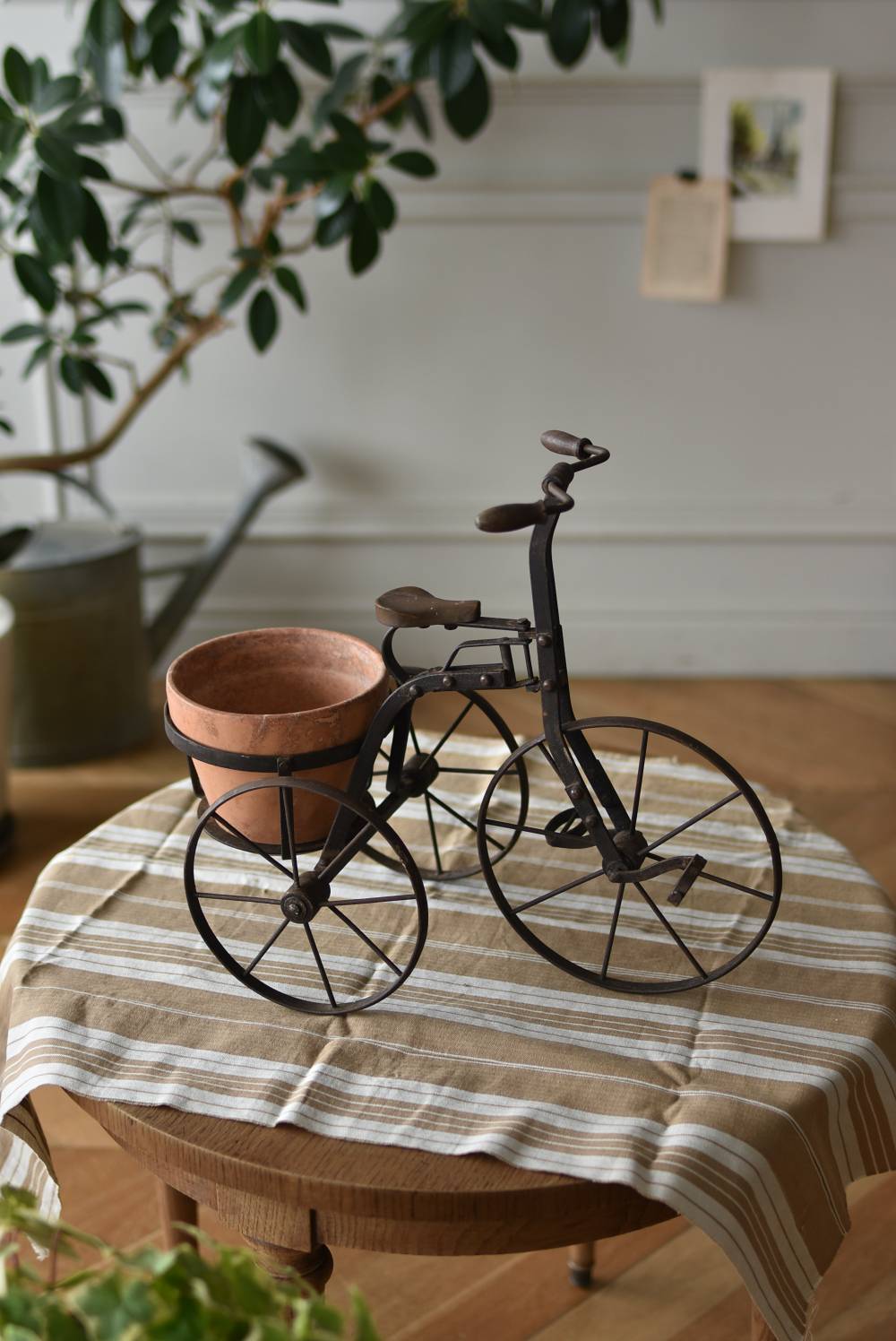 アイアンプランタースタンド.三輪車 フランスヴィンテージ庭具 植木鉢