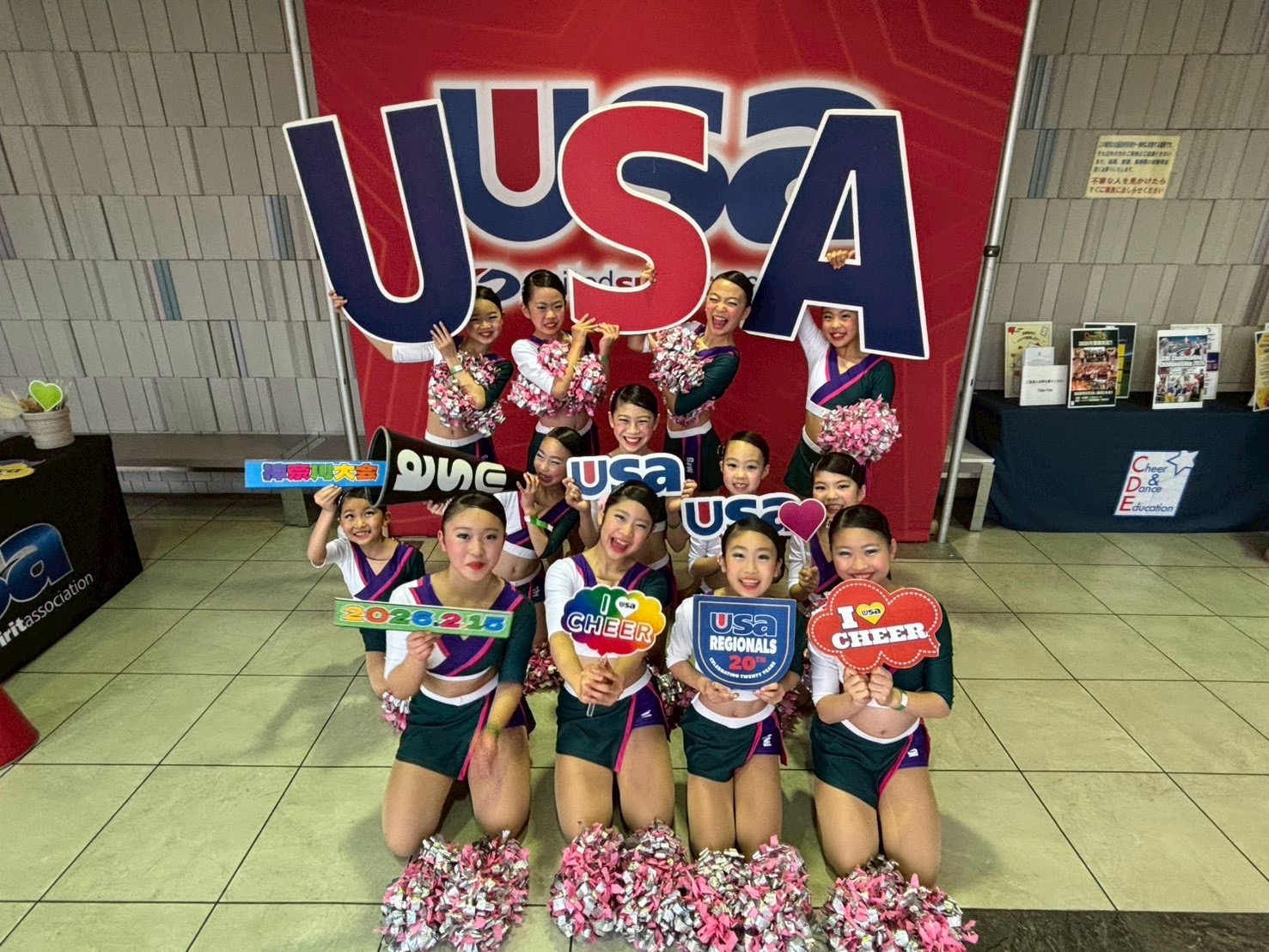 CHEERLYS アーカイブ - プロチアダンスユニットLOICX GIRLS |チア