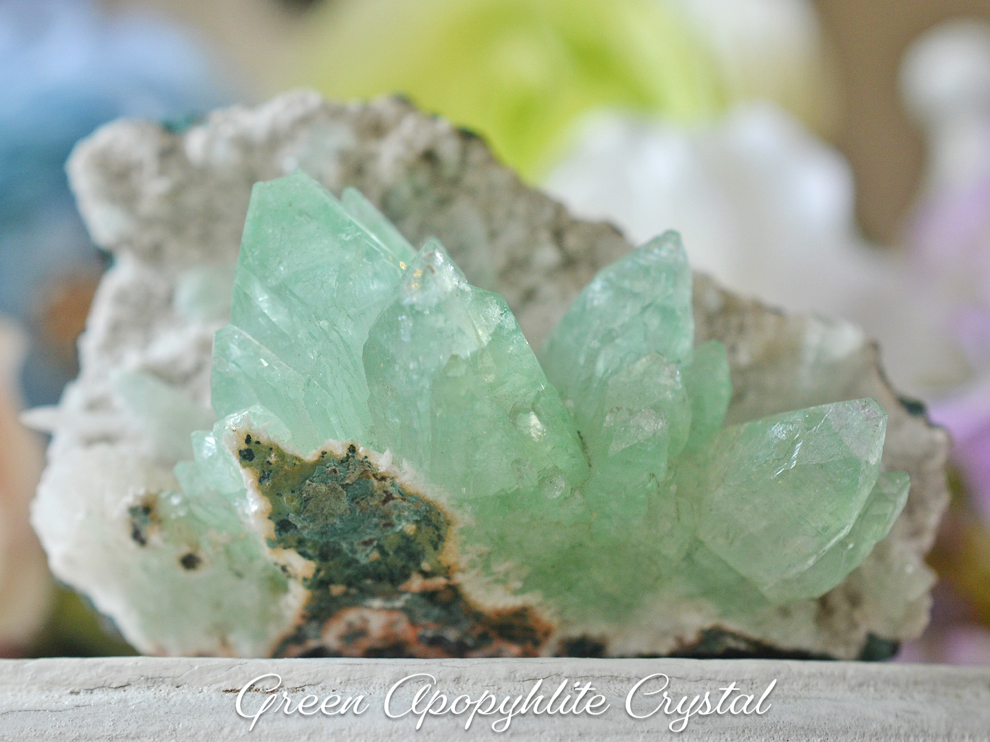 グリーンアポフィライト原石| LOTUS for BrIGHT ジュエリーと天然石