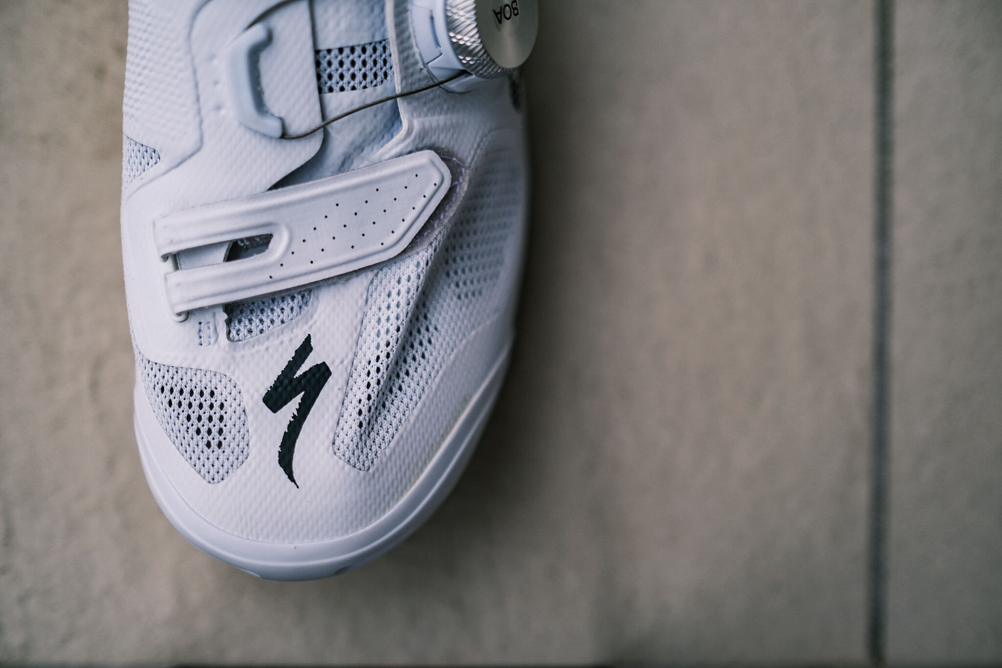 力が伝わる、風を感じる。『S-Works VENT ロードシューズ』レビュー