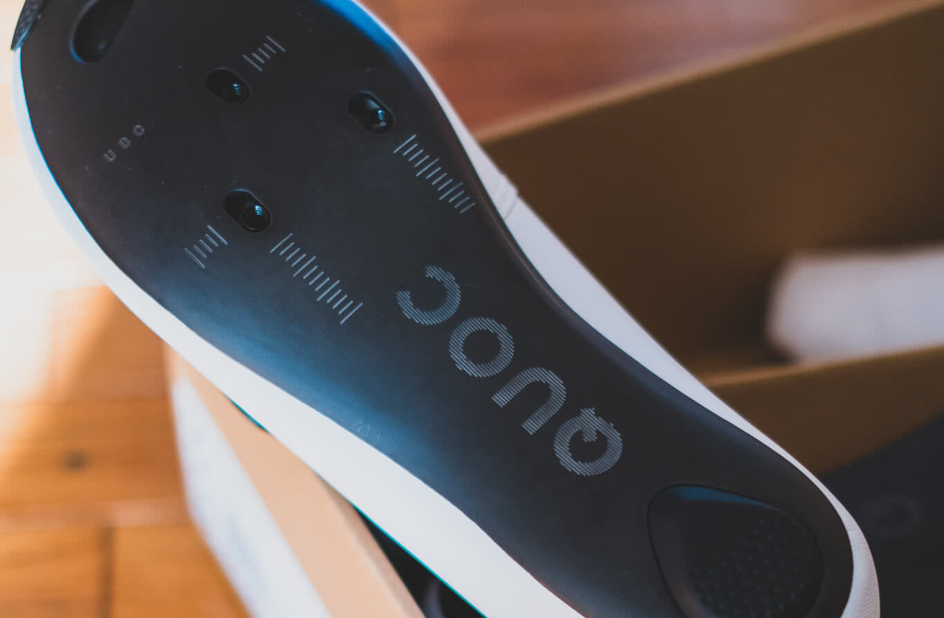 QUOC「MONO II」レビュー: “靴”としての本質が宿る、孤高のハイエンド