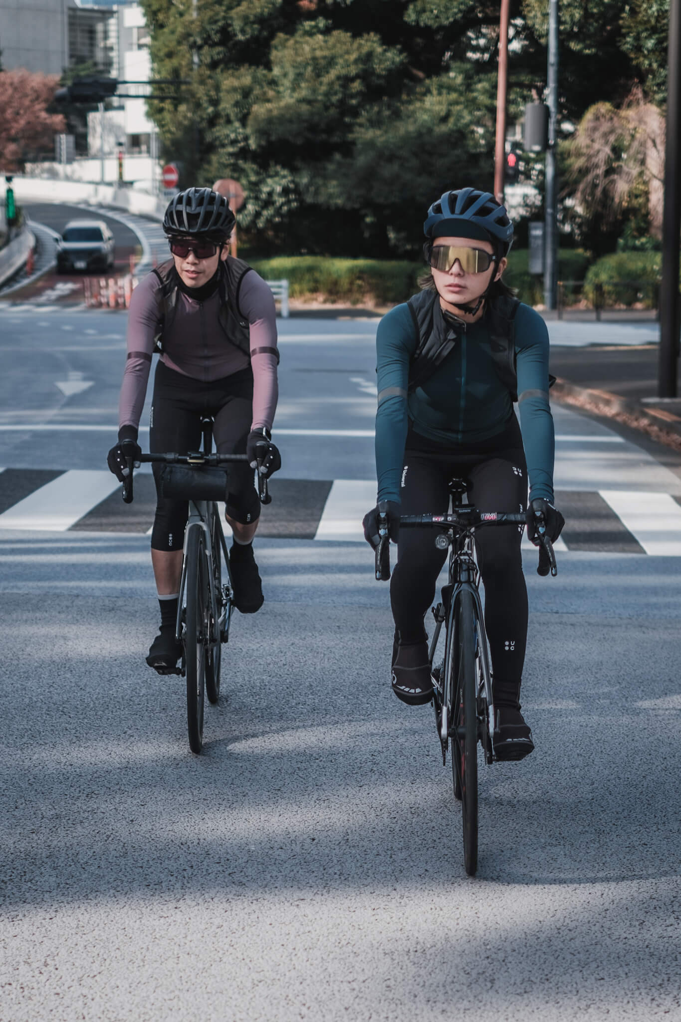 Universal Coloursレビュー：“自分色”を引き出す、ニュートラルな美学