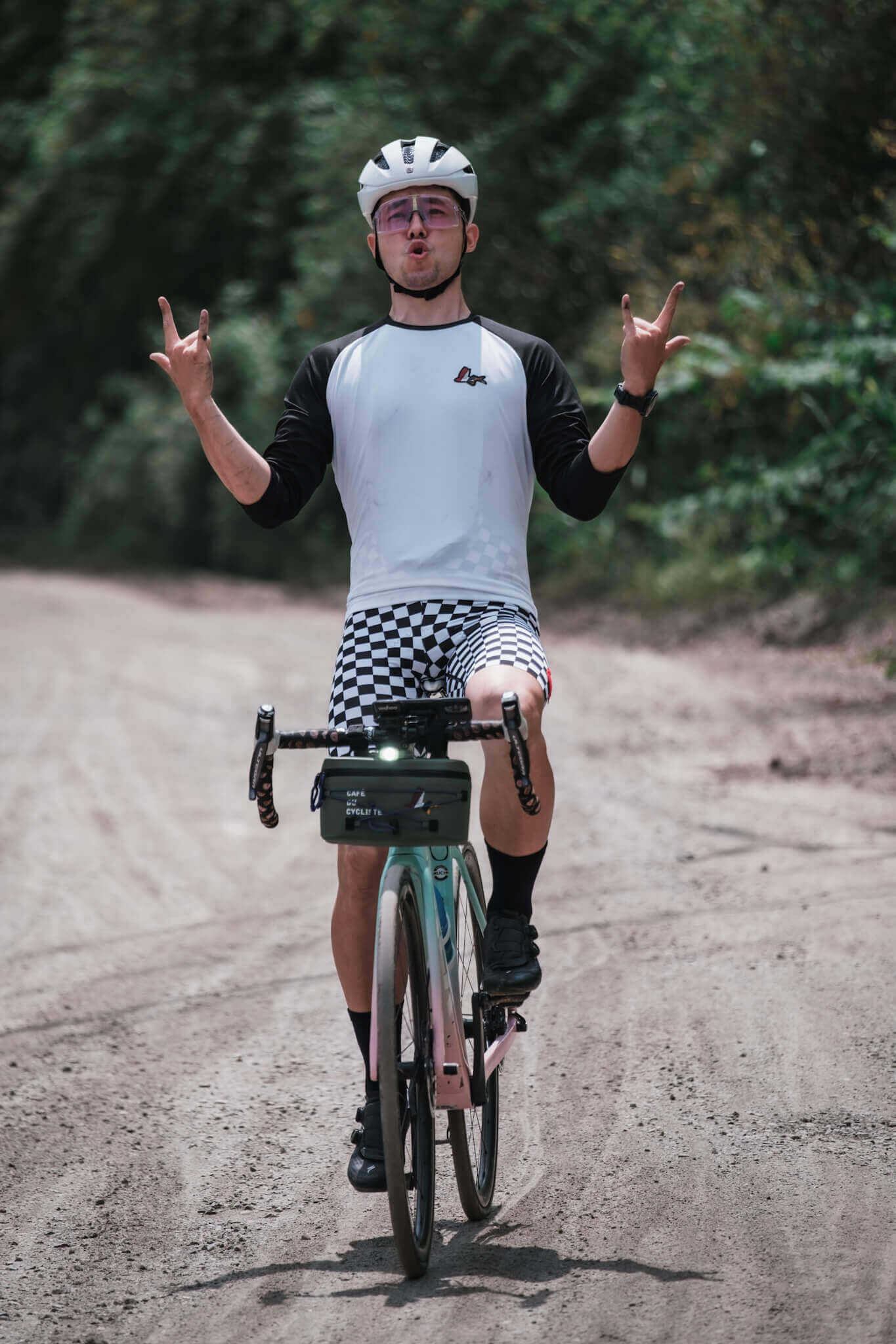 Café du Cycliste：“追い風”を肌で感じる初夏ライドへ行こう。 - LOVE