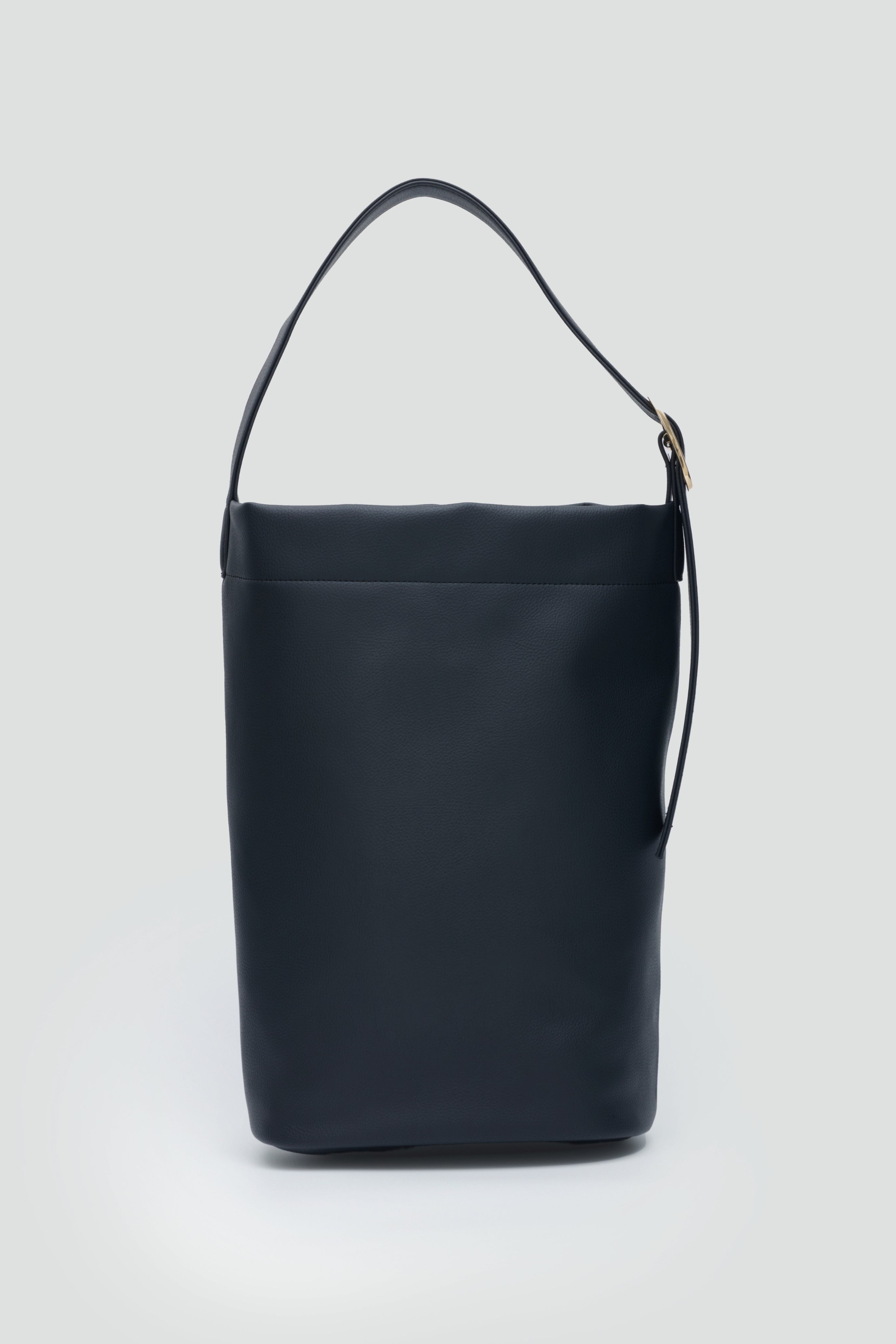 156_04edd790-a04e-4141-b277-