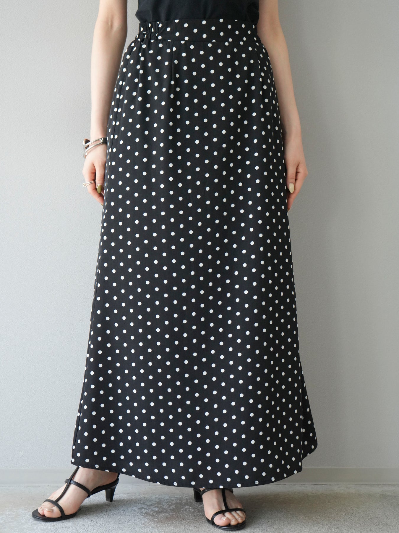 予約]ドットAラインスカート/ブラック – Lumier