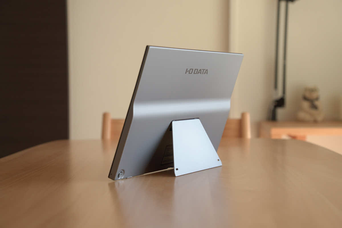 I-O DATA EX-LDC161DBM レビュー】安心の日本製15.6インチモバイル