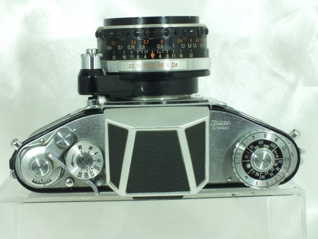 EXAKTA（エキザクタ）ヴァレックスIIB テッサー50mmF2.8 | 新宿の稀少