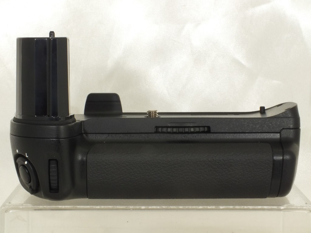 Nikon(ニコン) マルチパワーバッテリーパック MB-40（F6用） | 新宿の