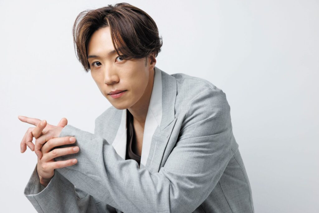 インタビュー】城田優×J-POP 至高のマリアージュをご堪能あれ