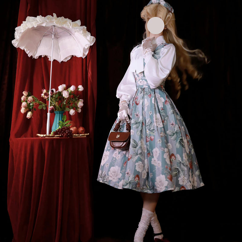 白薔薇と苺の水彩画ジャンパースカートとハイネックリボンブラウス