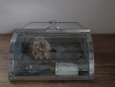 H02248 昭和レトロ ブリキ 駄菓子屋のRガラスショーケース | MANSIKKA