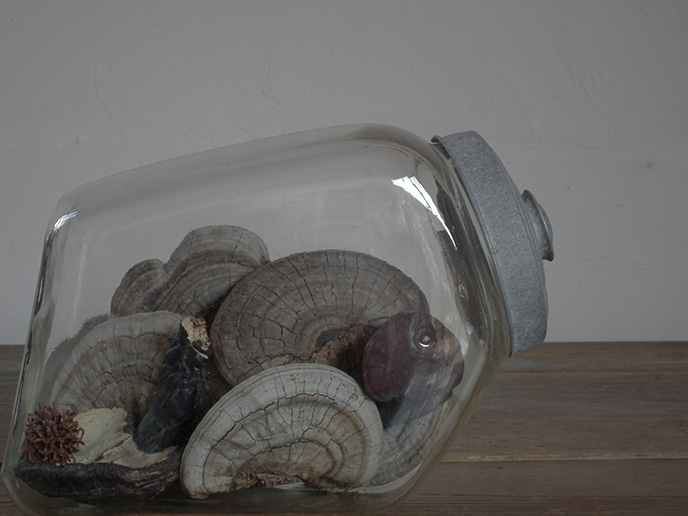 A01208 レトロ 駄菓子屋の古いガラス瓶 | MANSIKKA antiquesMANSIKKA