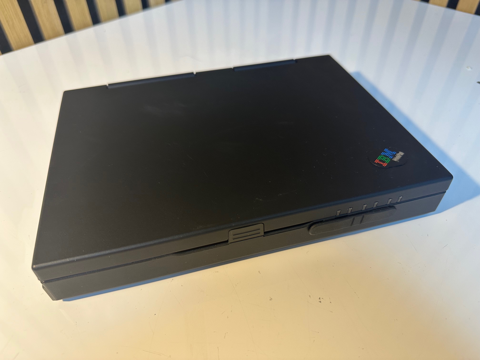 IBM ThinkPad 235 - MacDat