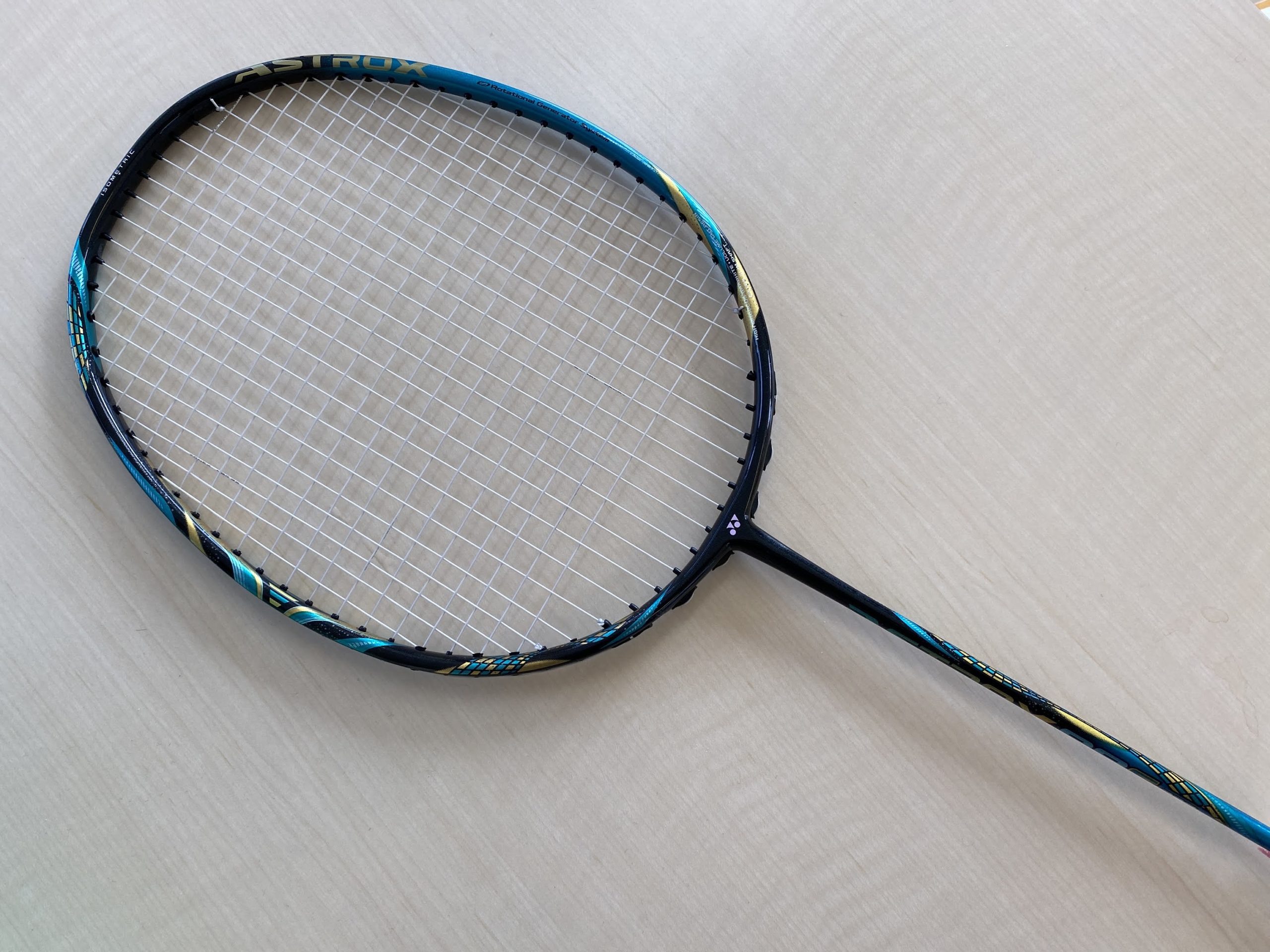 ヨネックス-アストロクス88S PROラケットのレビュー【評判・感想