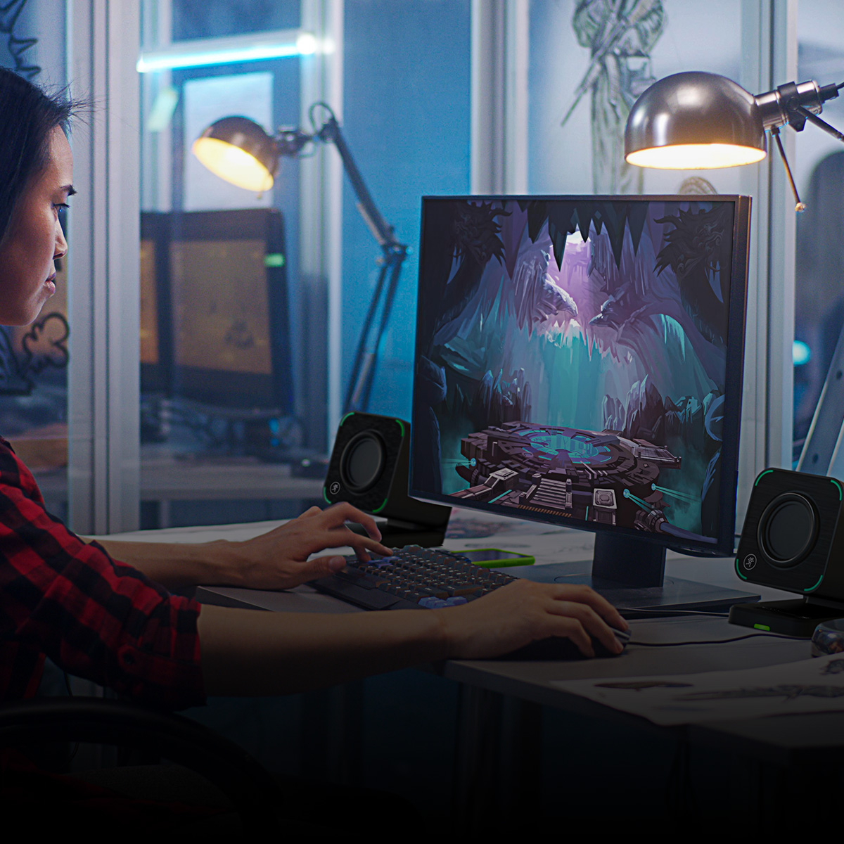 CR2-X プレミアムデスクトップスピーカー | MACKIE