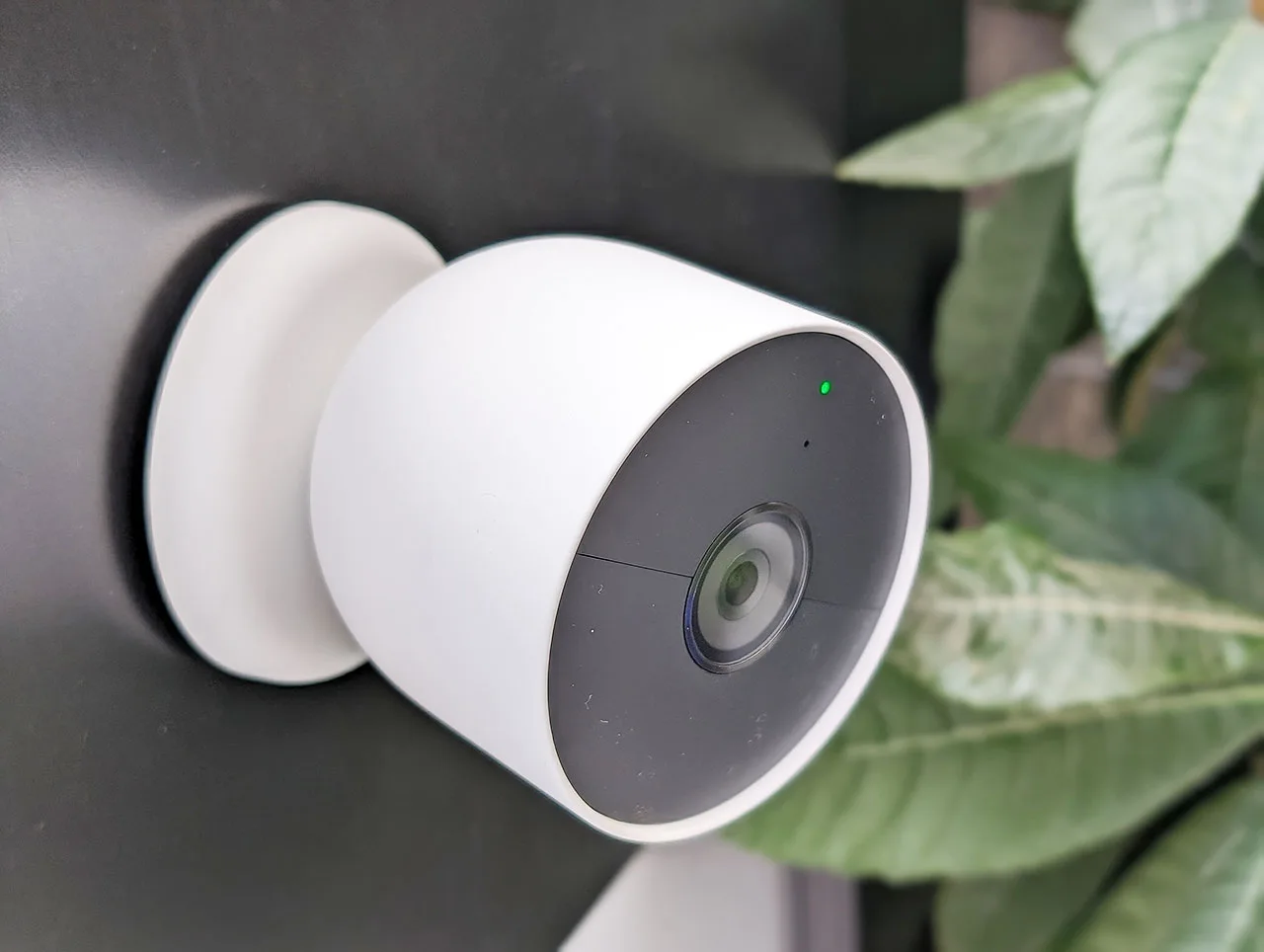 防犯カメラ『Google Nest Cam』使用レビュー！工事不要の簡単設置で