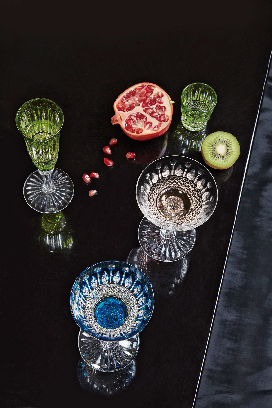 サンルイのクリスタルガラスで、ロマンティックな彩りを。｜Lifestyle