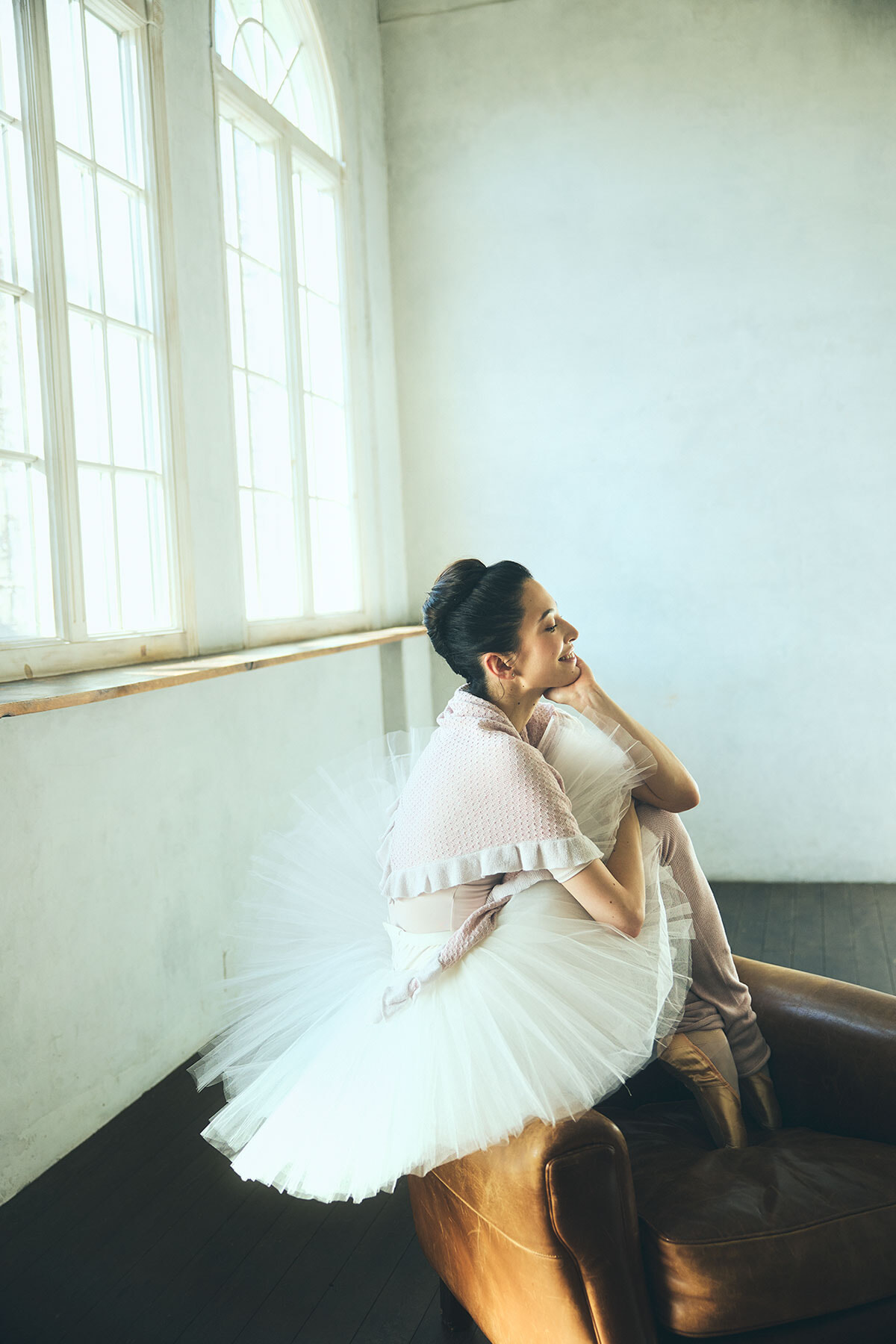 オニール八菜が語るチャコットとのコラボレーション、来日公演、パリの