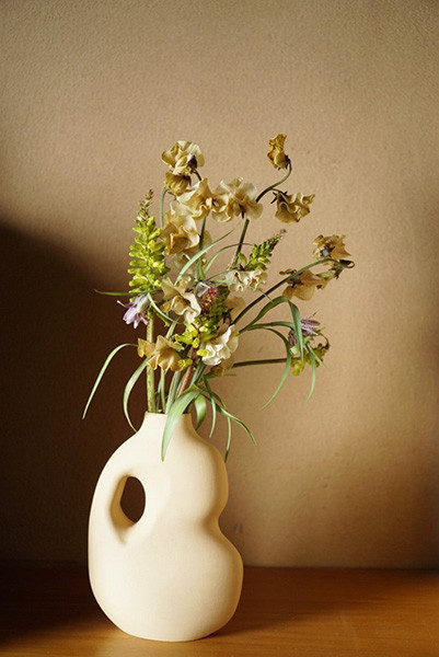 Schneid Studioフラワーベース