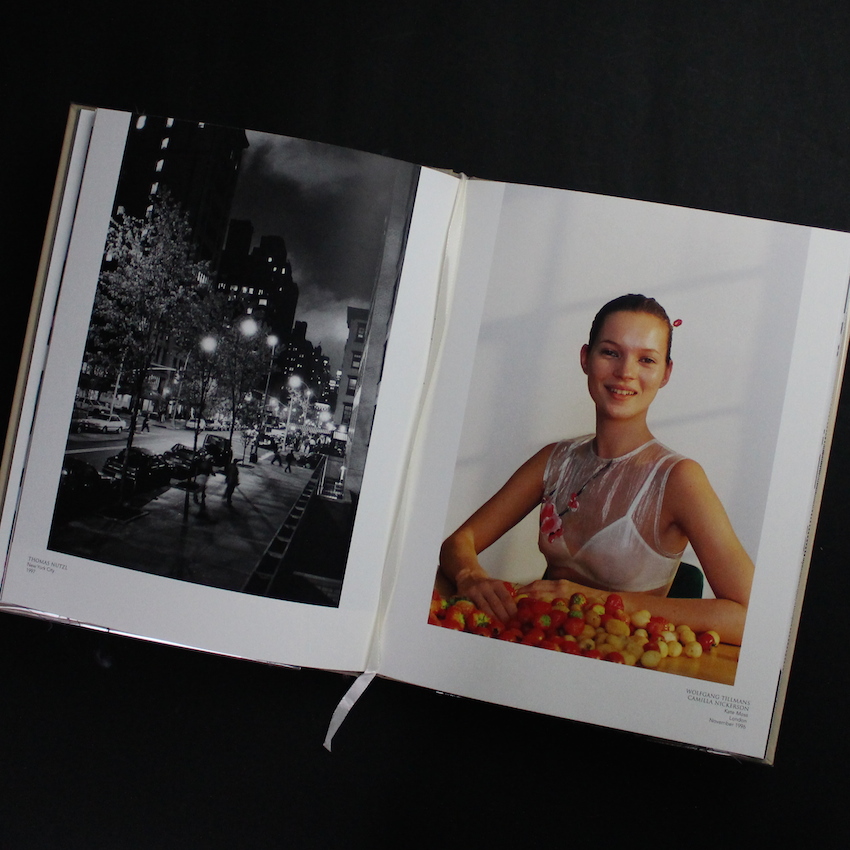 Visionaire 22 Chic（Acceptable） - Mario Testino